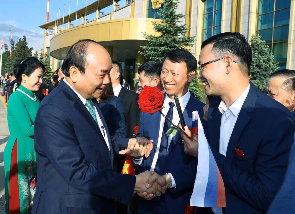 Lễ đón chính thức Thủ tướng Nguyễn Xuân Phúc tại thủ đô Moskva ảnh 1