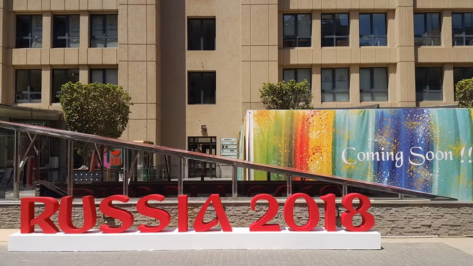 [Photo] Không khí World Cup 2018 tại BET88 Ho Chi Minh City kim tự tháp Ai Cập ảnh 1