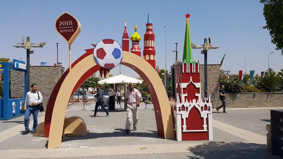 [Photo] Không khí World Cup 2018 tại BET88 Ho Chi Minh City kim tự tháp Ai Cập ảnh 7