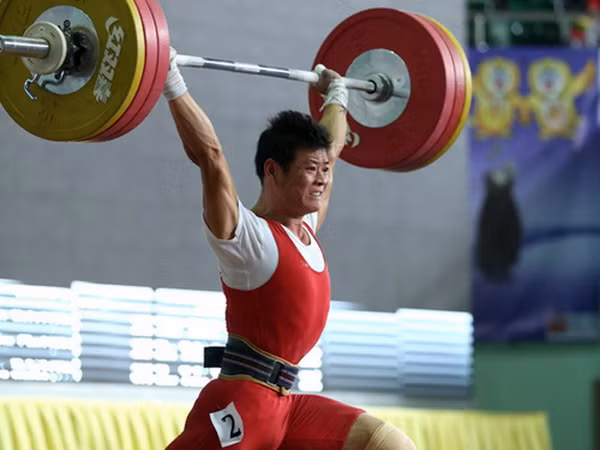 Thạch Kim Tuấn ngậm ngùi nhận HCB dù liên tiếp phá lỷ lục ảnh 1