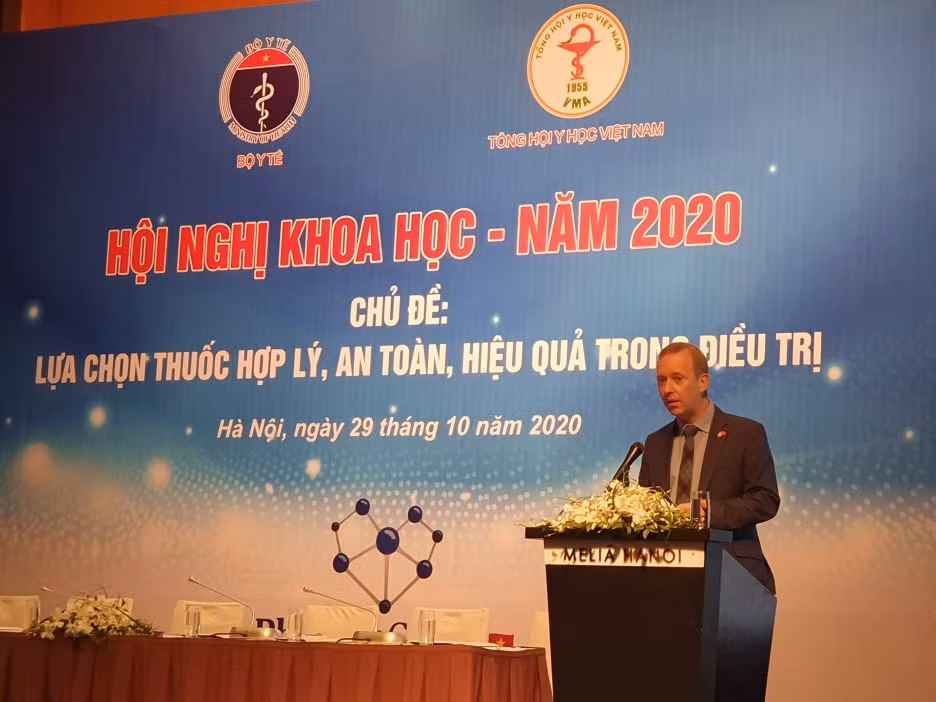 Anh cam kết hỗ trợ chiến lược kháng kháng sinh của Việt Nam ảnh 1