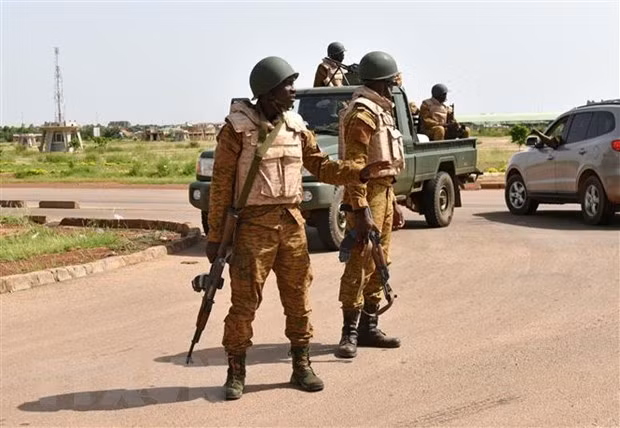 Đảo chính tại Burkina Faso: ECOWAS đình chỉ tư cách thành viên ảnh 1