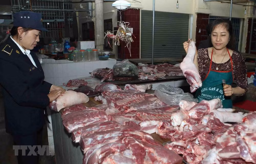 Kiểm soát dịch bệnh trên gia súc, gia cầm trong những tháng cuối năm ảnh 1