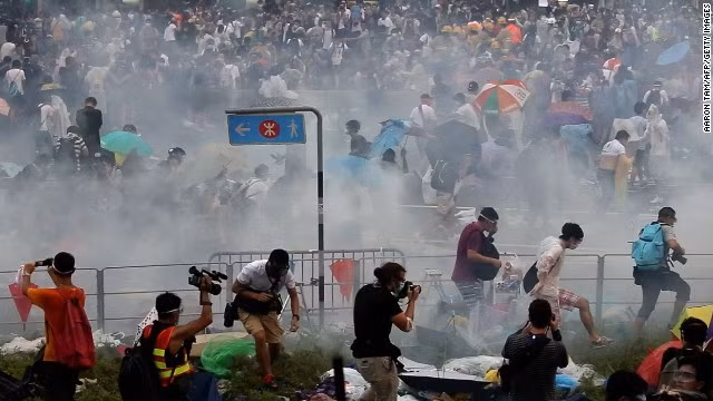 Biểu tình ở Hong Kong lan tiếp sang địa điểm thứ hai ảnh 2