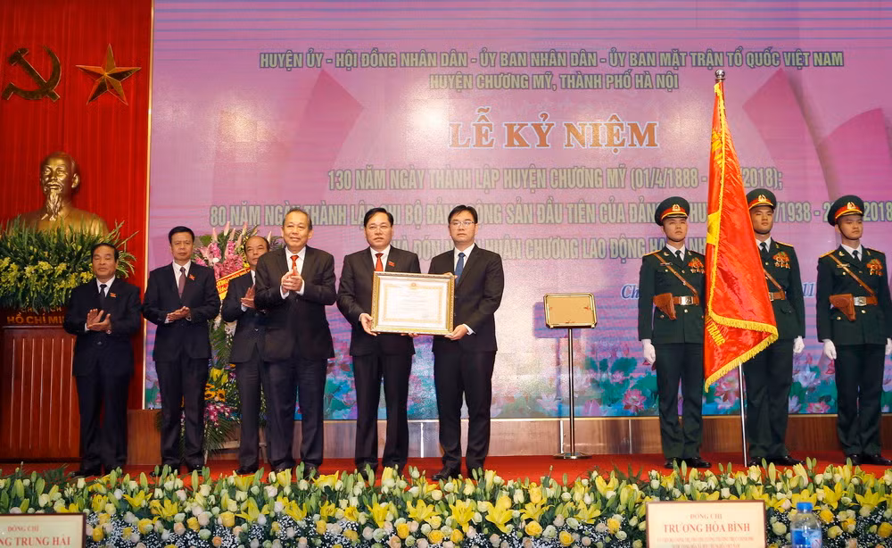 Huyện Chương Mỹ đón nhận Huân chương Lao động hạng nhất ảnh 1