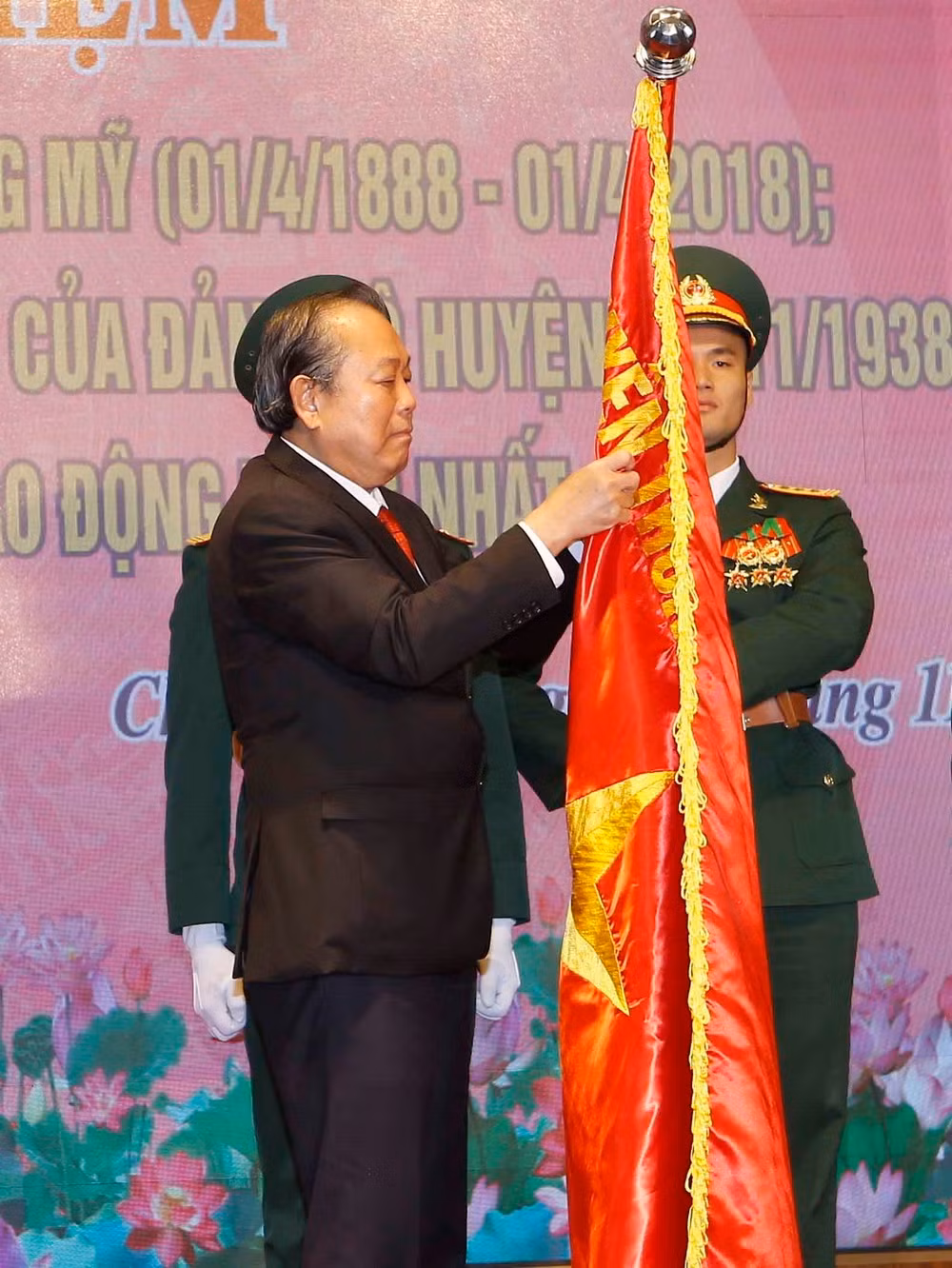 Huyện Chương Mỹ đón nhận Huân chương Lao động hạng nhất ảnh 2