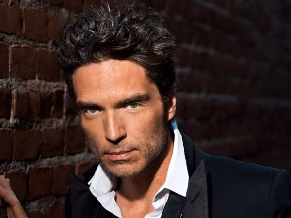 Danh ca Richard Marx đến Hà Nội hát Christmas Concert 2016 ảnh 1