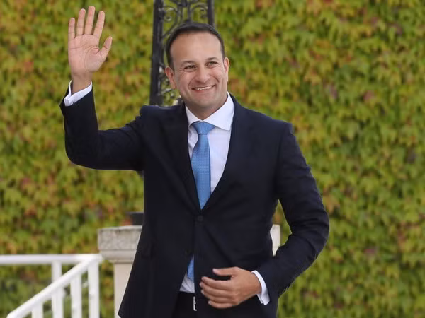 Tân Thủ tướng Ireland Varadkar điện đàm với lãnh đạo châu Âu ảnh 1