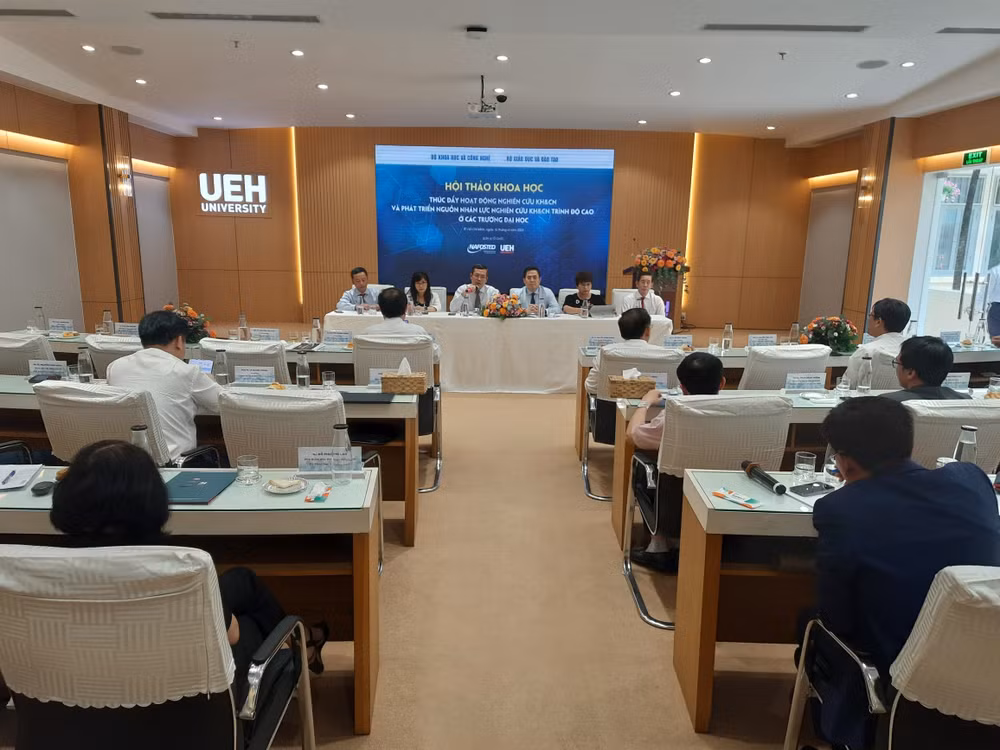 Hội thảo phát triển nguồn nhân lực khoa học công nghệ trình độ cao ảnh 1