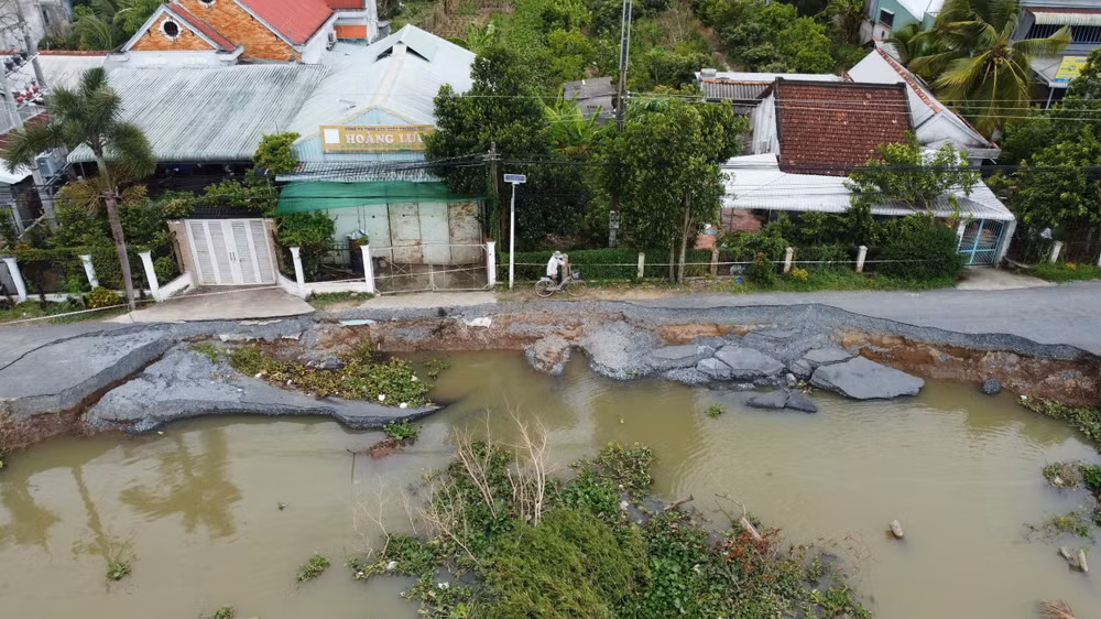 ttxvn_sat lo dat Dong thap (5)_resize.jpg