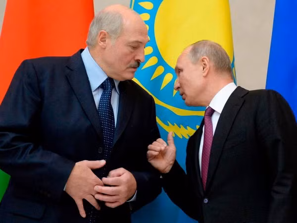 Lãnh đạo Nga-Belarus gặp nhau tìm sự nhất trí về giá nhiên liệu ảnh 1