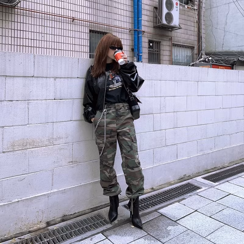 Thanh Hằng, Minh Hằng và loạt sao khoe street style cực “chất” ảnh 6