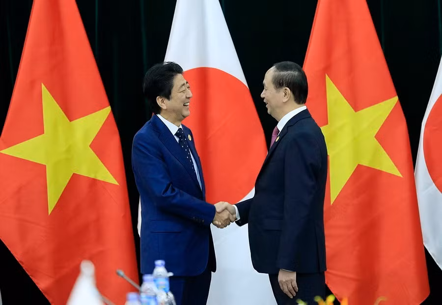 Chủ tịch nước Trần Đại Quang tiếp Thủ tướng Nhật Bản Shinzo Abe ảnh 1