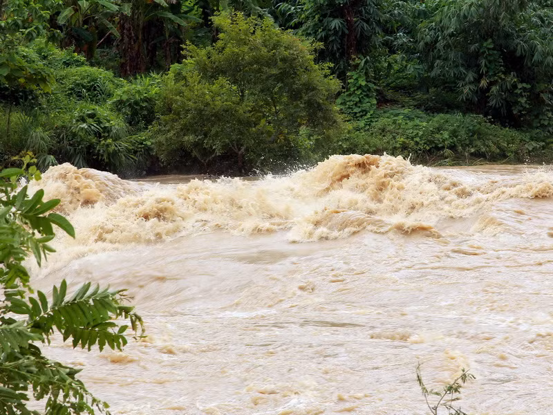 [Photo] Mưa lớn gây ngập úng nhiều điểm ở thành phố Hà Giang ảnh 1