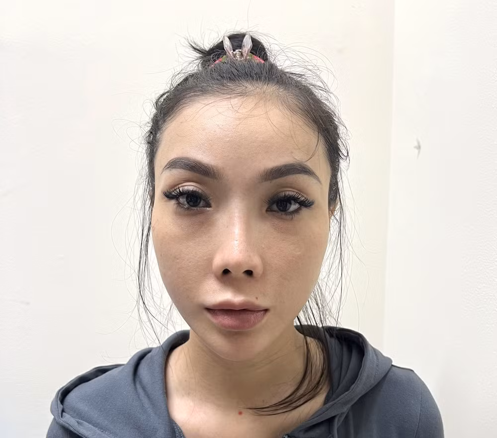 Cần Thơ: Bắt giữ "tú bà" bị truy nã khi đang chuẩn bị xuất cảnh ảnh 1