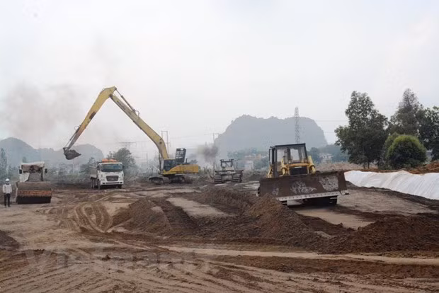 Ba tuyến cao tốc vẫn đang gặp khó khăn về mặt bằng, nguồn vật liệu ảnh 2