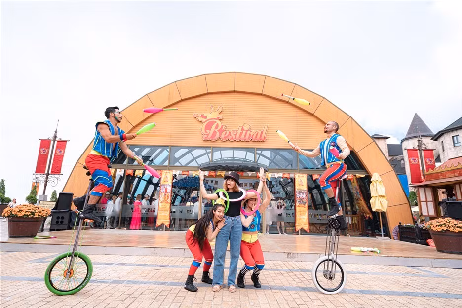 Sun World Ba Na Hills hút khách đến trải nghiệm chuỗi lễ hội mùa Hè ảnh 10