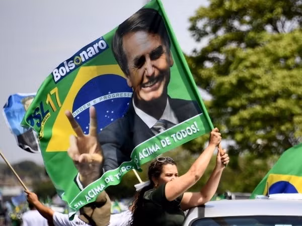 Bầu cử tổng thống Brazil: Các điểm bỏ phiếu bắt đầu mở cửa ảnh 1