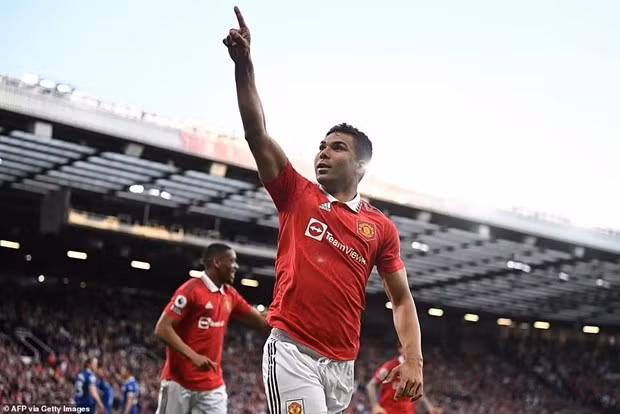 M.U giành vé dự Champions League sau màn 'hủy diệt' Chelsea ảnh 1
