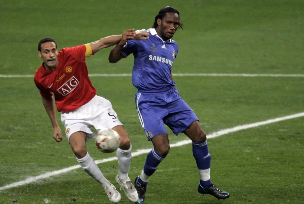 Rio Ferdinand, Roberto Carlos, Figo cùng Drogba sắp tới Việt Nam ảnh 1