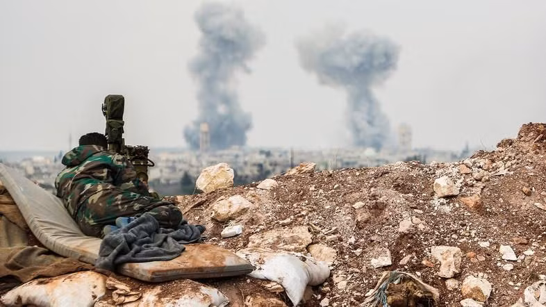Israel không kích miền Trung Syria, nhiều tòa nhà bị phá hủy ảnh 1