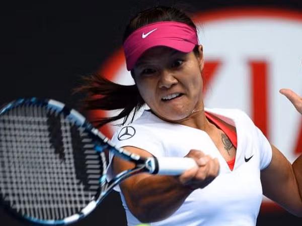 Hạ gục Bouchard, Li Na vào chung kết Australian Open ảnh 1