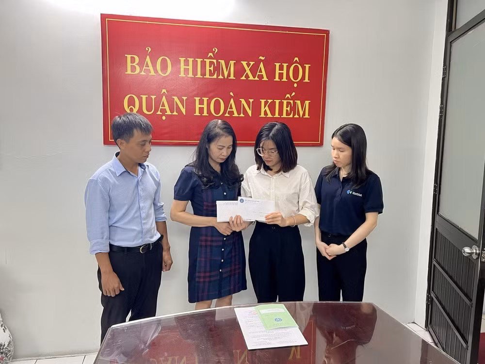 Bảo hiểm Hà Nội giải quyết sớm nhất cho nạn nhân vụ cháy chung cư mini ảnh 1