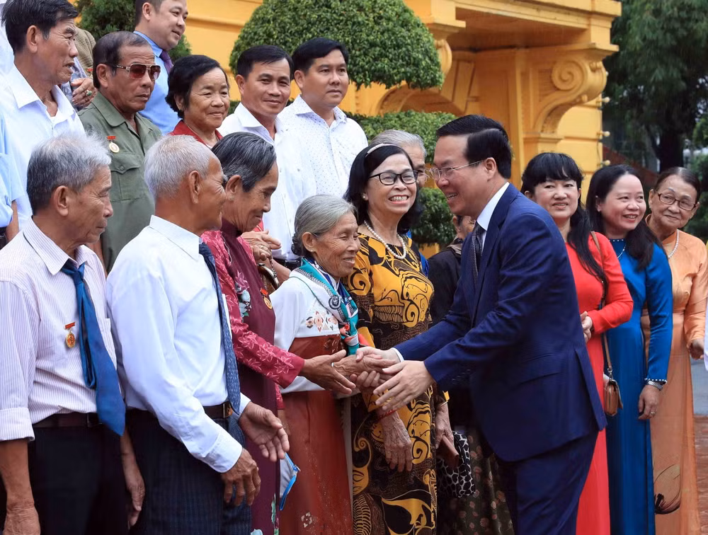 Chủ tịch nước Võ Văn Thưởng tiếp Đoàn người có công tỉnh Trà Vinh ảnh 1