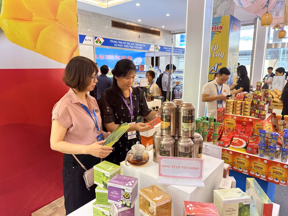 Doanh nghiệp tận dụng thương mại điện tử thúc đẩy tiêu thụ hàng Việt ảnh 3