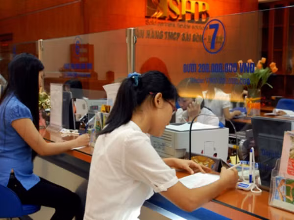 Cán bộ thu nhập 3 triệu đồng được vay thấu chi không tài sản đảm bảo ảnh 1