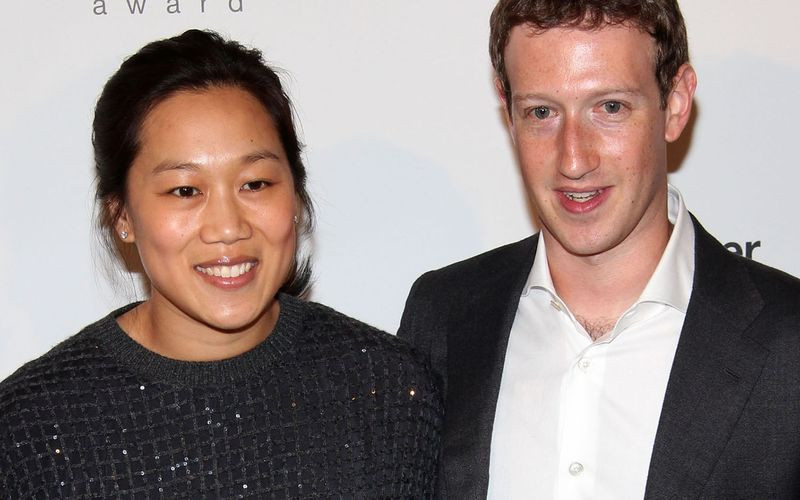Ông chủ Facebook chi 3 tỷ USD để tìm cách kiểm soát tất cả bệnh tật |  Vietnam+ (VietnamPlus)