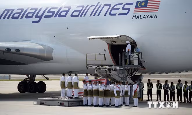 Thân nhân hành khách chuyến bay MH17 nhận hỗ trợ từ SOCSO ảnh 1