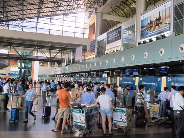 Vietnam Airlines lên tiếng về vụ nhân viên hãng bị khách hành hung ảnh 1