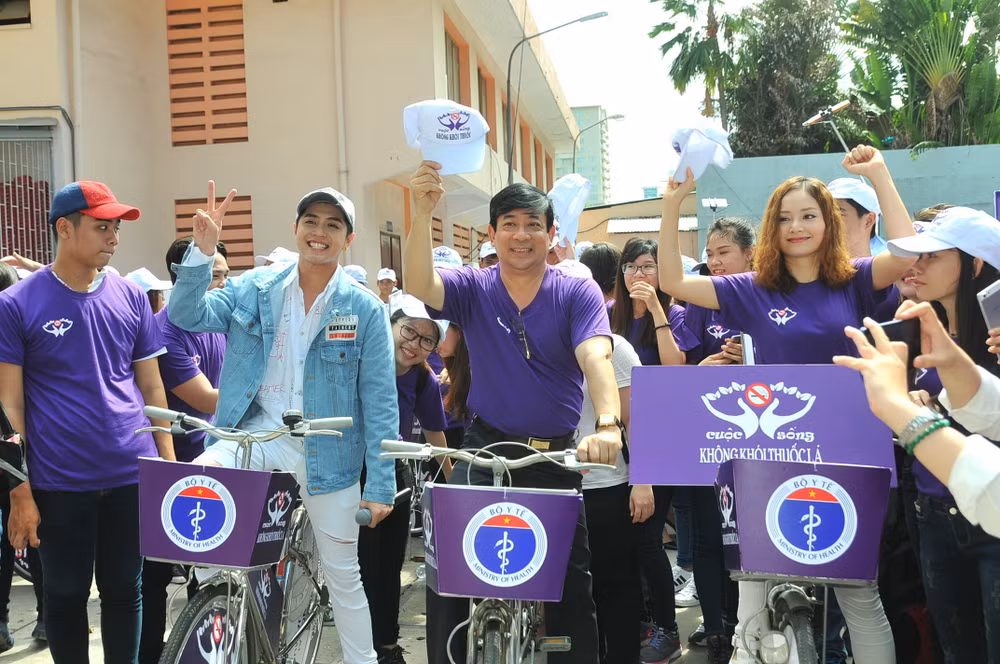 Lan Phương, Văn Mai Hương : Kêu gọi môi trường không khói thuốc lá ảnh 9