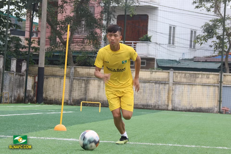 Quang Hải, Công Phượng sung sức chuẩn bị trở lại với V-League 2020 ảnh 3