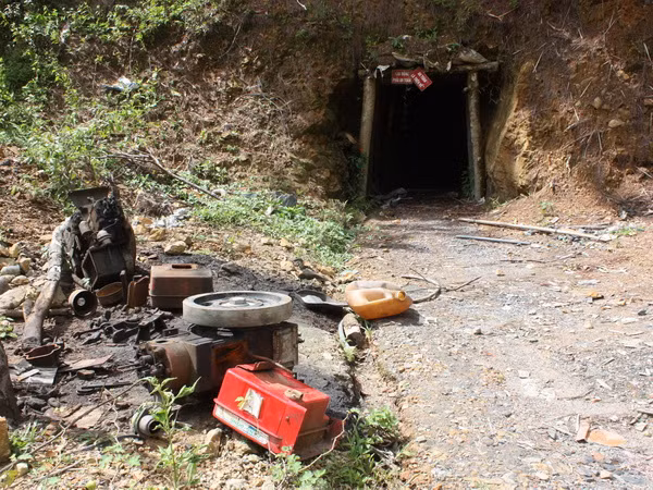 Hà Giang: Khai thác vàng trái phép, 2 anh em ruột chết ngạt ảnh 1