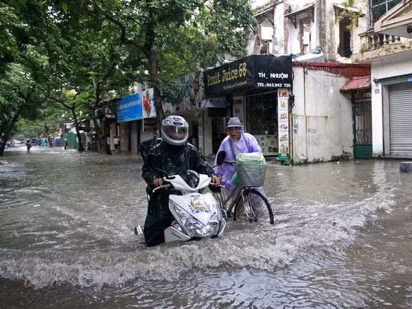 Hà Nội có khả năng ngập lụt cục bộ sau hoàn lưu bão số 3 ảnh 1