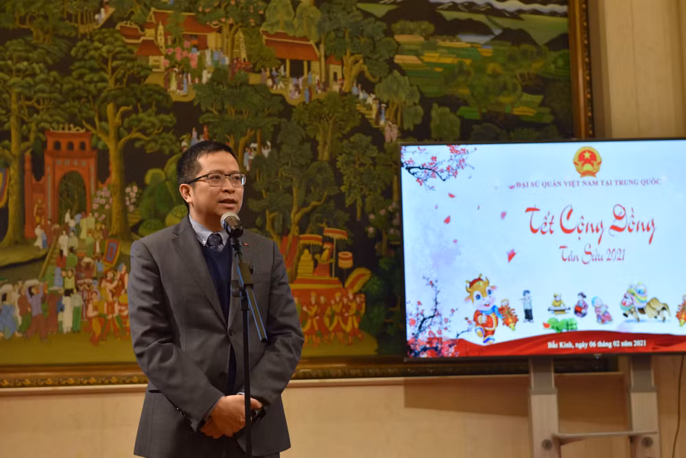 Đại sứ quán Việt Nam tại Trung Quốc tổ chức Tết Cộng đồng mừng Xuân ảnh 2
