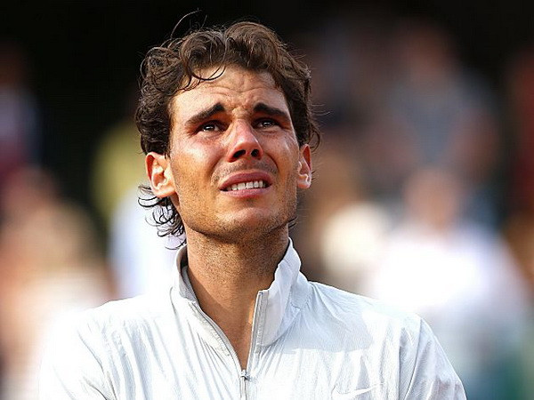 Rafael Nadal bật khóc trên bục đăng quang tại Roland Garros | Vietnam+  (VietnamPlus)