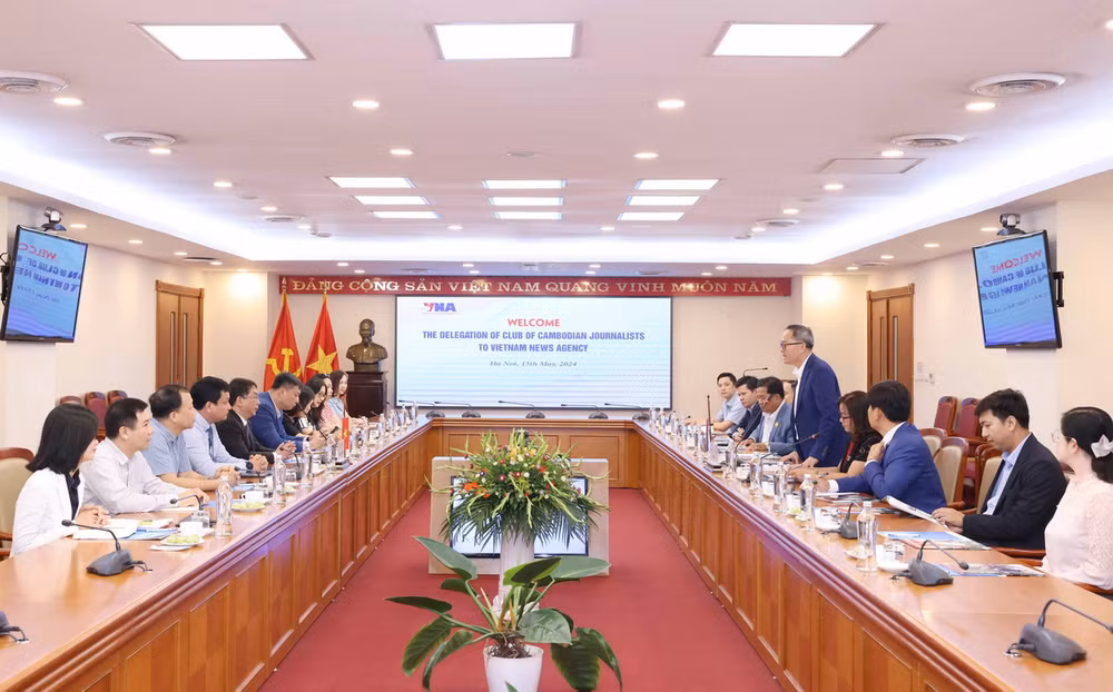 ttxvn_nha bao campuchia 4.jpg