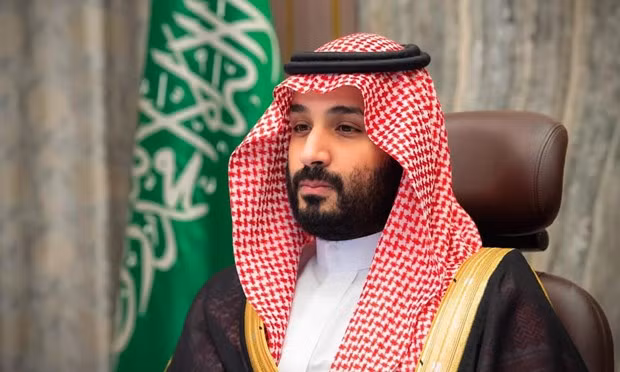 Saudi Arabia tìm cách thay thế UAE và Qatar trở thành trung tâm vùng ảnh 1