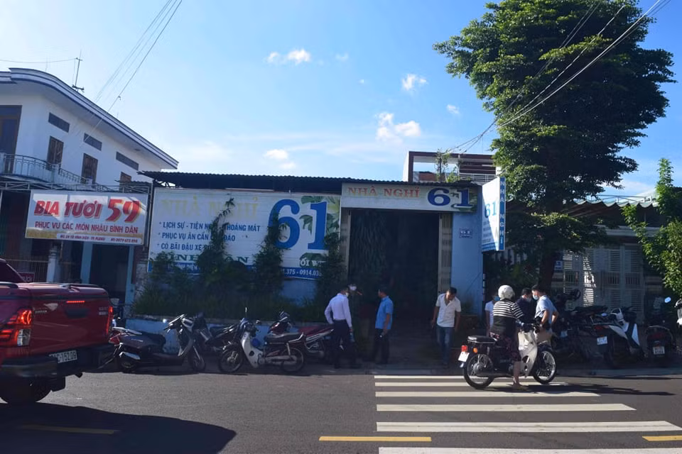 Gia Lai: Kịp thời khống chế đối tượng có ý định giết con và tự tử ảnh 1