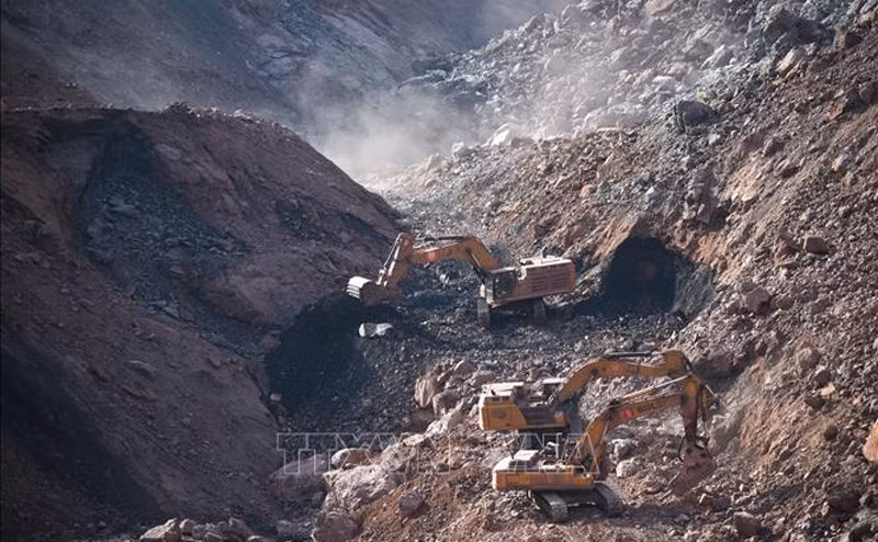 Vụ sập mỏ than tại Trung Quốc: 47 người mất tích đã thiệt mạng ảnh 1