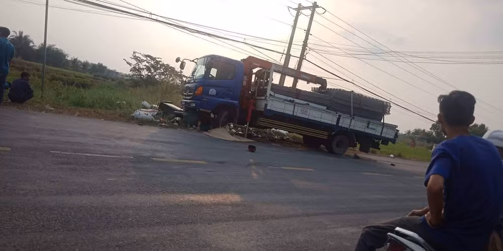 Long An: Tai nạn nghiêm trọng làm 2 học sinh tử vong và bị thương ảnh 1