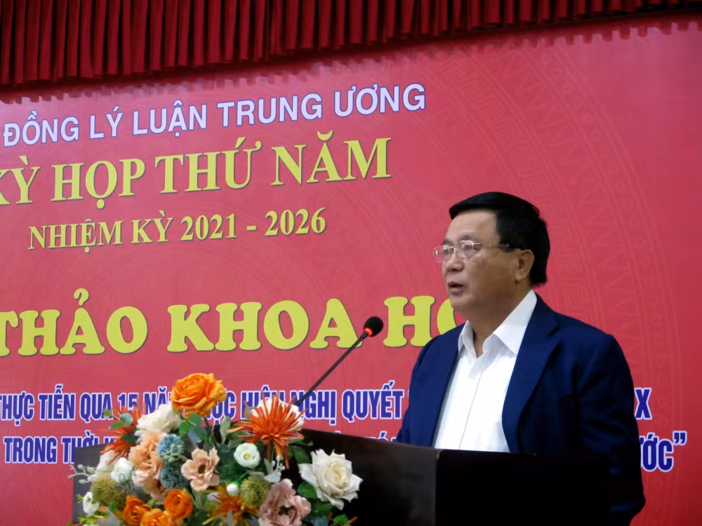 Phát huy vai trò đội ngũ trí thức trong xây dựng, phát triển đất nước ảnh 1