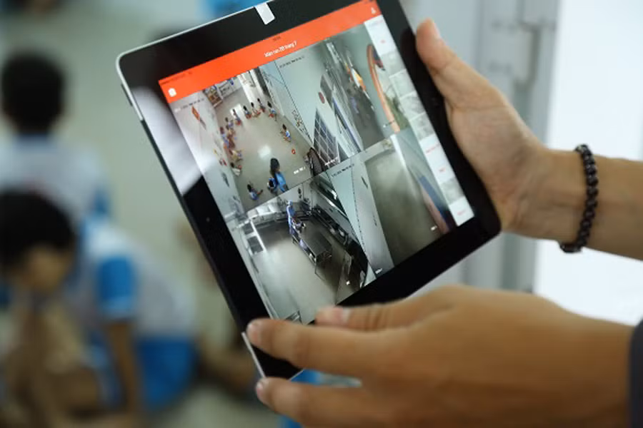 Tặng camera giám sát nhà trẻ, giúp công nhân yên tâm làm việc ảnh 2
