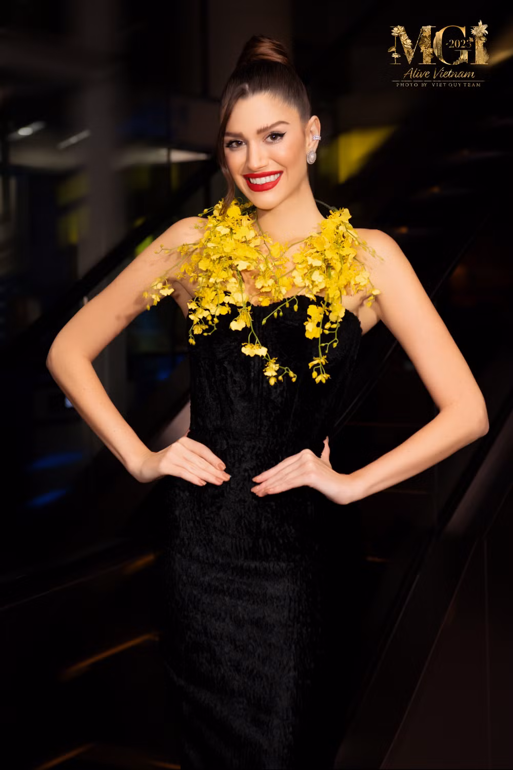 Đương kim Miss Grand International mê gỏi cuốn, cơm tấm Việt Nam ảnh 3
