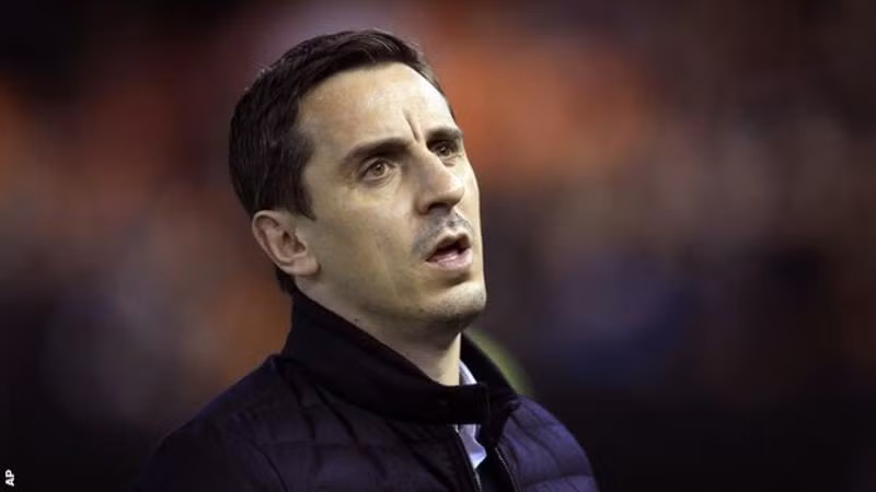 Thành tích tệ hại, Neville bị Valencia sa thải chỉ sau 4 tháng ảnh 1