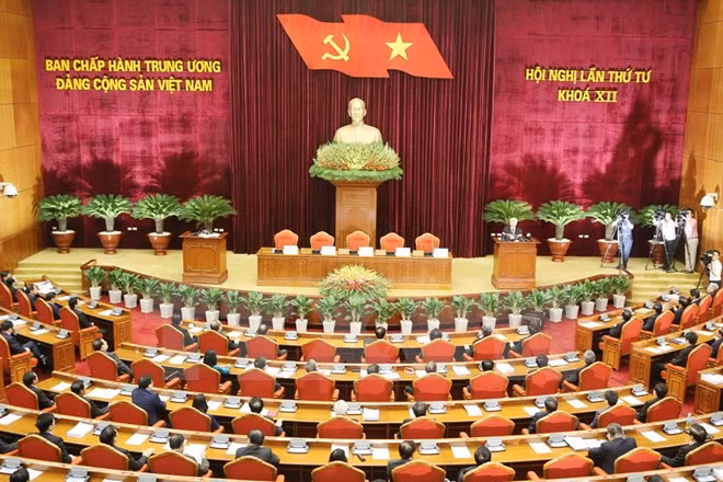 Sự kiện trong nước 10-16/10: Mưa lũ lịch sử ở các tinh miền Trung ảnh 1