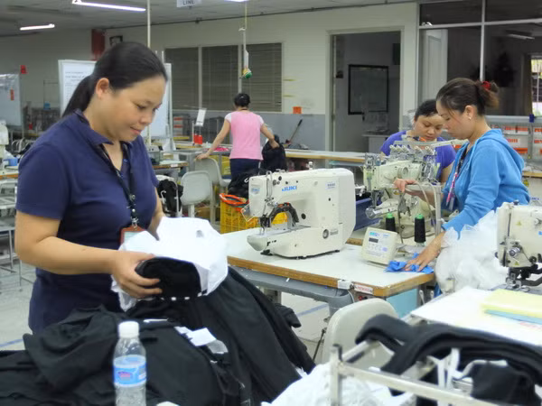 Bình Dương triển khai gói hỗ trợ 6 tỷ đồng cho công nhân ảnh 1